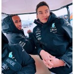 Veste de pluie de l'équipe Mercedes AMG Petronas F1 2025 Homme